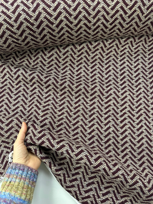 Ткань пальтовая на подложке, Италия, MISSONI, Состав: 100% меринос, Ширина рулона: 125см, Цвет: B131 вишневая елочка