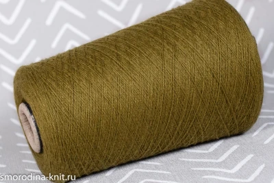 Кашемир, art. CASHMERE, Италия, Loro Piana, Состав: 100% кашемир, Метраж: 2/27 1350м/100гр., Цвет: 71181 краска леса (зелёный с жёлтым подтоном)