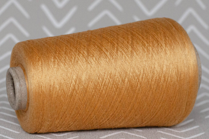 Шёлк, art. SHAPPE IVORY, Италия, Botto Giuseppe, Состав: 100% шёлк, Метраж: 2/120 6000м/100гр., Цвет: 9419A медовая горчица (жёлтый)