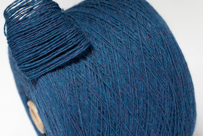 Шерсть, art. ECOSETTANTA, Италия, Millefili, Состав: 50% шерсть, 20% переработанная шерсть, 30% полиамид, Метраж: 2/9, 450м/100гр., Цвет: 3107 Средиземное море (сине-голубой)