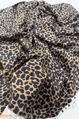 Шёлк твил, Италия, Max Mara, Состав: 100% шёлк, Ширина рулона: 138см, Плотность: 65г/м², Цвет: B465 чёрный леопардовый принт на бежевом фоне 