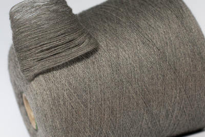Кашемир, art. TOP CASHMERE, Италия, Loro Piana, Состав: 100% кашемир, Метраж: 2/48 2400м/100гр., Цвет: 35489 пепел (светло-серый меланж) 