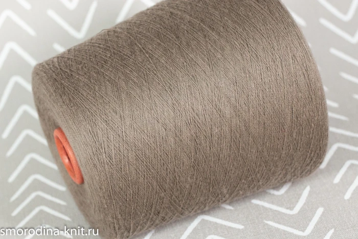 Кашемир, art. TOP CASHMERE, Италия, Loro Piana, Состав: 100% кашемир, Метраж: 2/48 2400м/100гр., Цвет: 21151 UN BROWN сушёные травы (пыльный серо-коричневый)