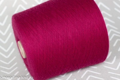 Кашемир, art. TOP CASHMERE, Италия, Loro Piana, Состав: 100% кашемир, Метраж: 2/48 2400м/100гр., Цвет: Q02S малиновое лукошко (яркий фуксиевый)