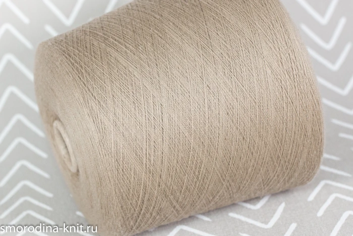 Кашемир, art. TOP CASHMERE, Италия, Loro Piana, Состав: 100% кашемир, Метраж: 2/48 2400м/100гр., Цвет: 71308 BEIGE винтажный холст (тёмно-бежевый)
