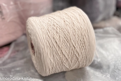 Бамбук с шёлком шнурок, art. BAMBOO-SETA, Италия, Filati Biagioli Modesto для Missoni, Состав: 65% бамбук, 10% шёлк, 25% нейлон, Метраж: 420м/100гр., Цвет: 000962 королевский десерт (очень светлый бежевый)