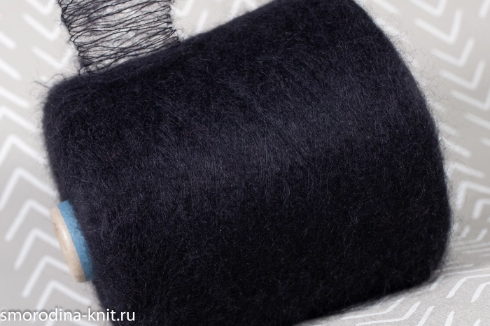 Мохер, art. VIVIENNE, Италия, Manifattura Sesia (сток BOTTEGA VENETA), Состав: 70% суперкид мохер, 30% шёлк, Метраж: 850м/100гр., Цвет: 1000 тень времени (чёрный)