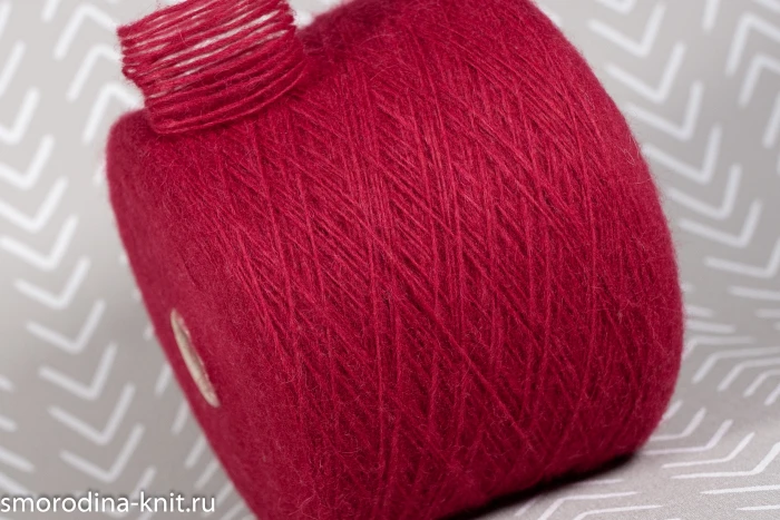 Смесовка с альпакой, art. BRIOCHE Италия, Pecci Filati, Состав: 30% беби альпака, 30% безусадочный меринос, 40% полиамид, Метраж: 1/4 400м/100г., Цвет: 39046 пылкий тюльпан (красный)
