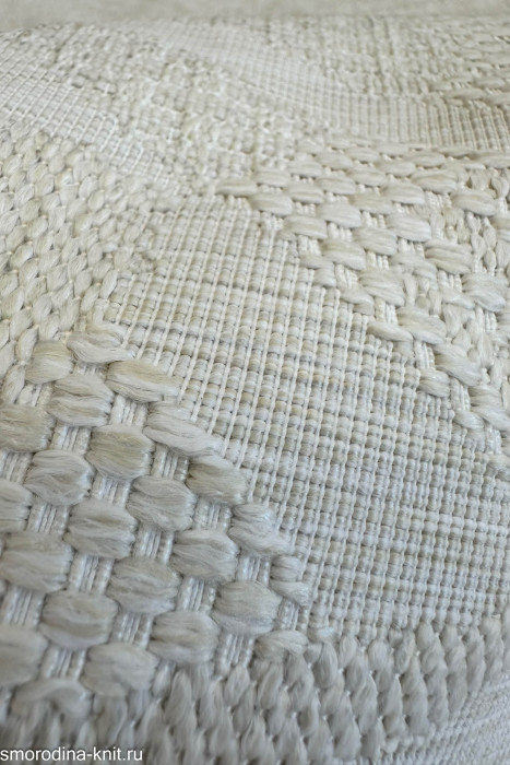 Ткань интерьерная, art. VOLLEMI, Италия, MISSONI HOME, Состав: 100% полипропилен, Ширина рулона: 142см, Цвет: 20 bianco лунные цветы, Вес 1м - 880г.
