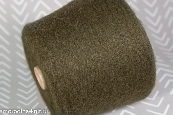 Альпака, art. GAUCHO, Италия, Gruppo Filpucci, Состав: 30% альпака, 30% фиброполиамид, 40% фиброполиакрил, Метраж: 900м/100гр., Цвет: 1075 лесной ветер (тёмно-зелёный)