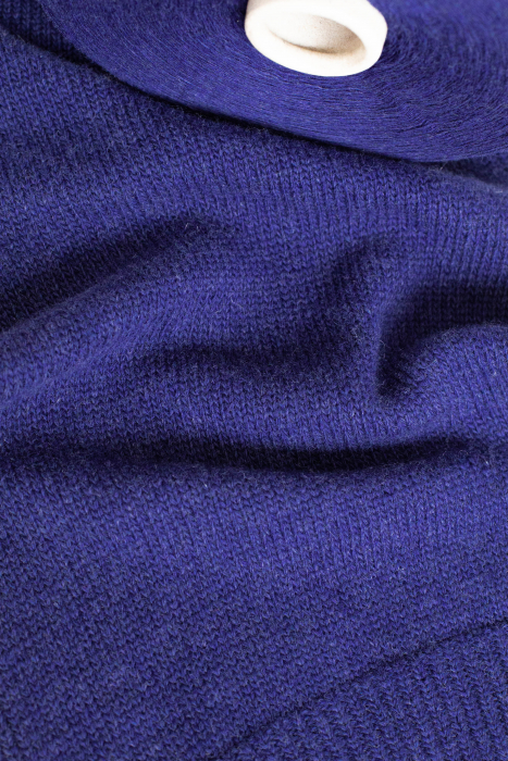 Меринос, art. SUPERSOFT, Италия, New Mill (сток MAX MARA (Marina Rinaldi)), Состав: 100% меринос, Метраж: 1/15 1500м/100гр., Цвет: 127430 магическое пламя (синий меланж)